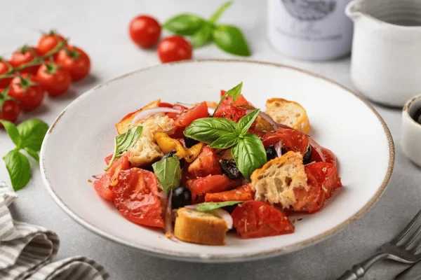 İtalyan lezzeti panzanella