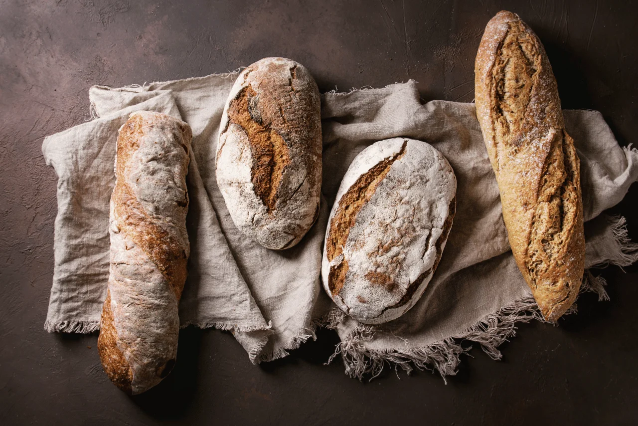 Doğal mayalı, kabuklu artizan ekmek çeşitleri